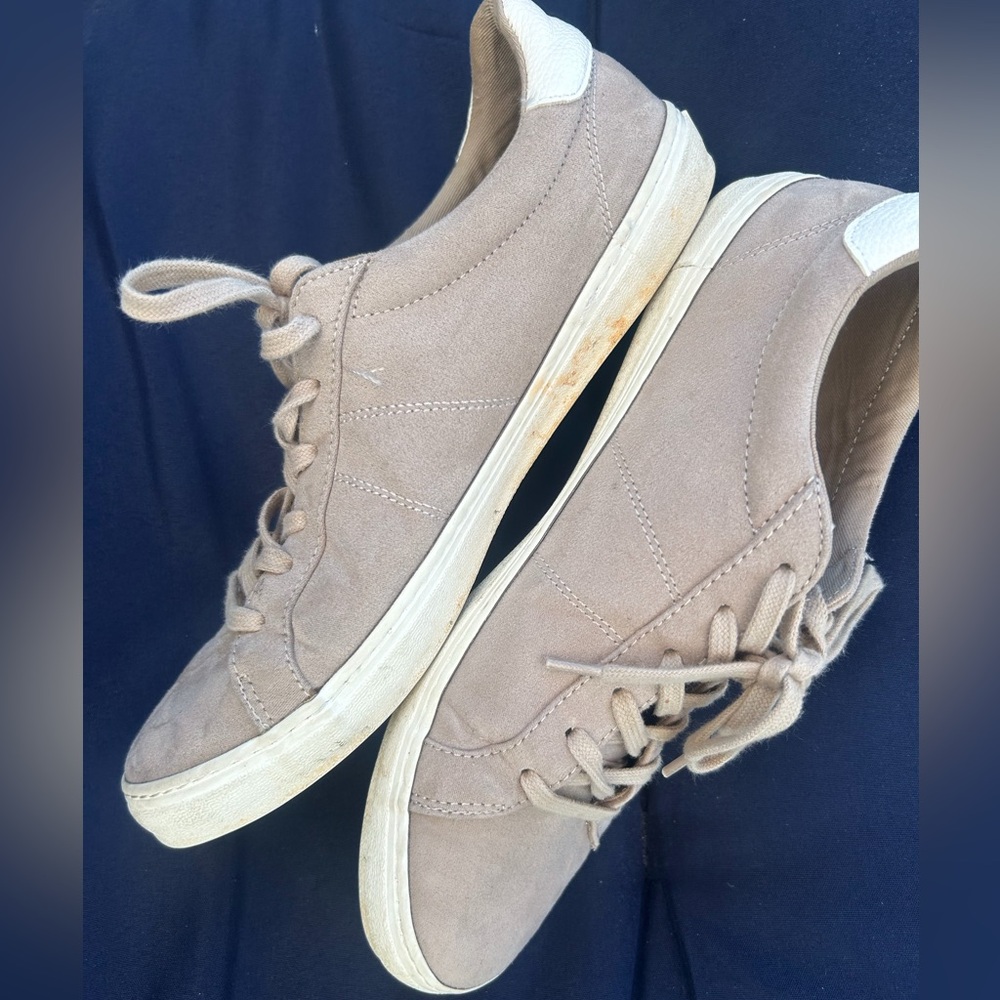 2/$20 Old Navy, Faux suede lace up sneakers